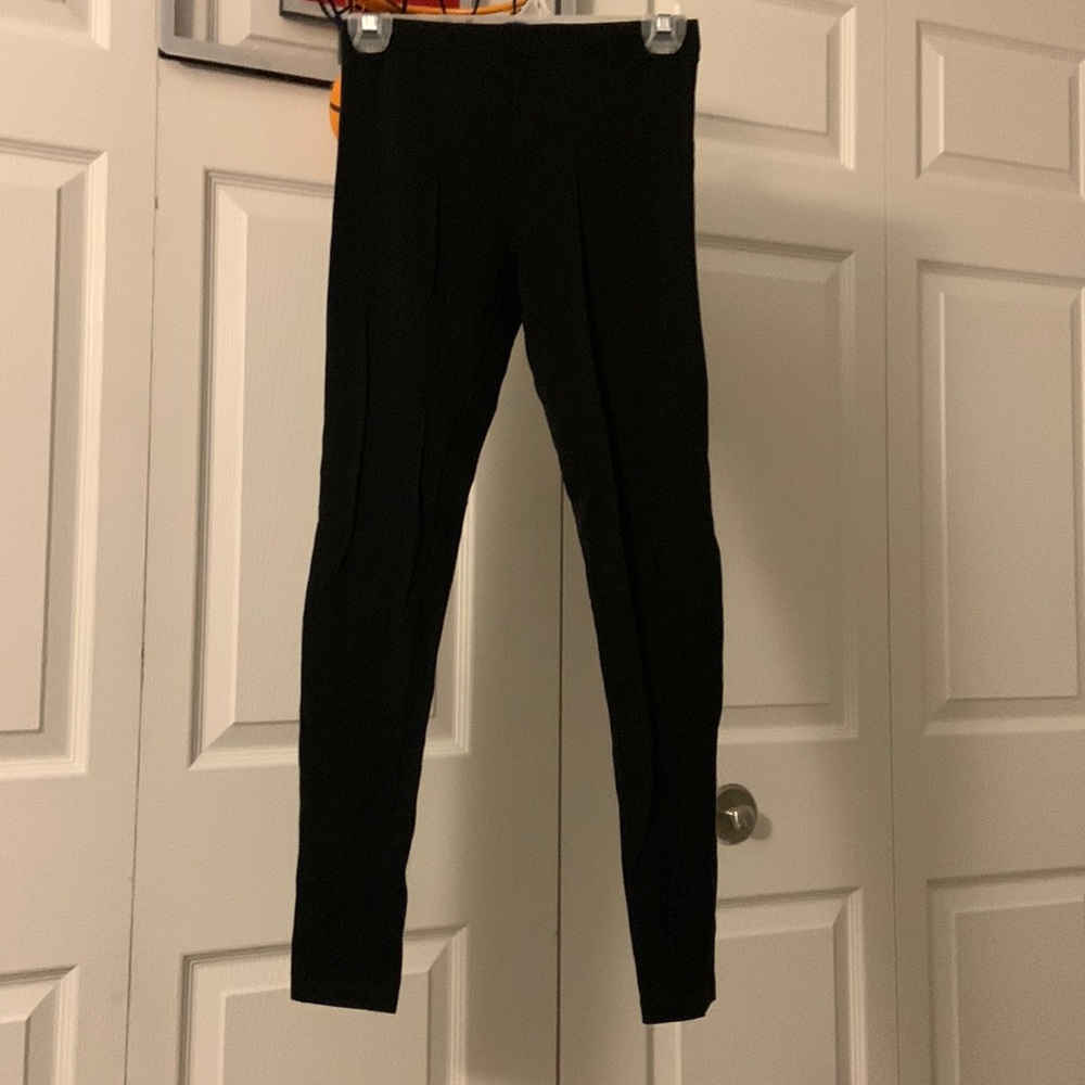 Black leggings